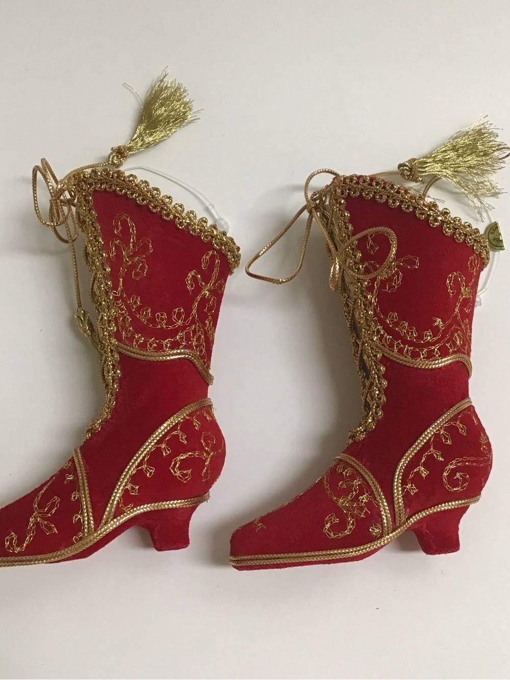 Victorian Look Christmas Tree Ornaments SET OF 3 Red Velvet Gold Trim Boots NEW - Picture 8 of 16